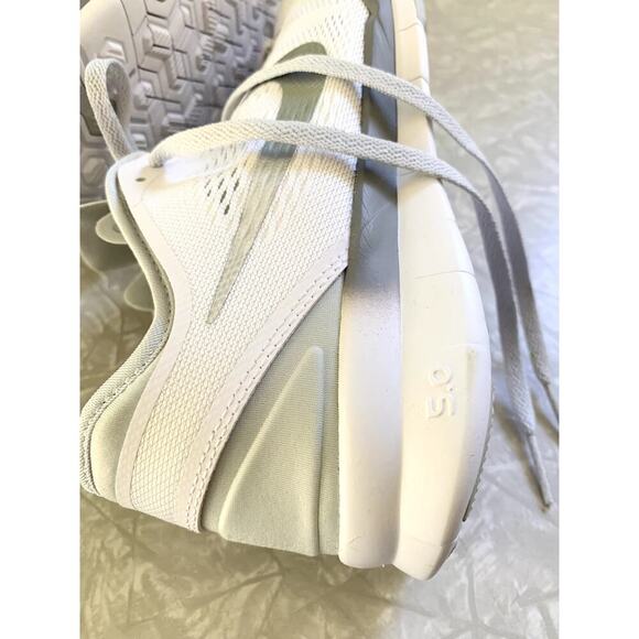 Like New Nike Free White TR Fit 5 Athletic Training Shoes Sneakers Size 8 - Picture 12 of 13
